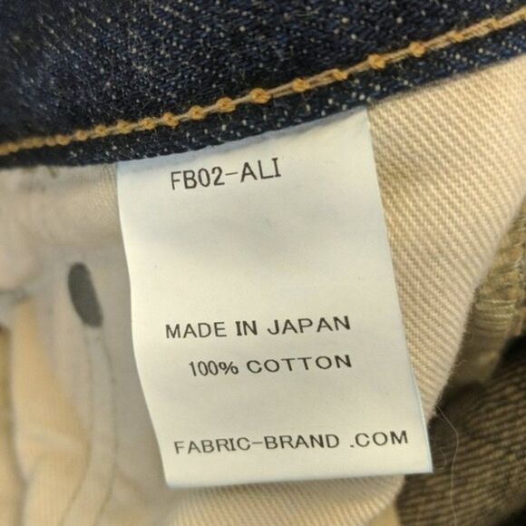 FABRIC BRAND & CO.Slim-fit Distressed Se… - Picture 4 of 5